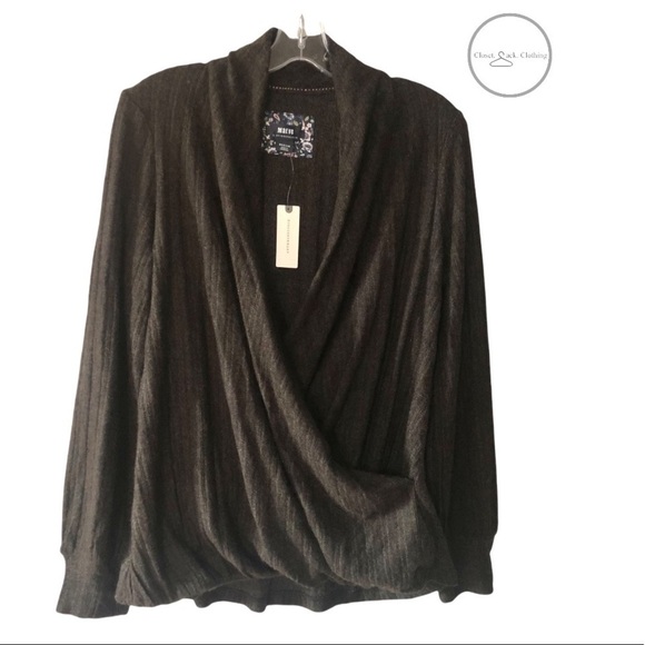 MAEVE Rafela Hacci Surplice Top NWT Size Medium - Picture 2 of 12